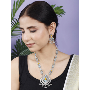 Boucles d'oreilles en zircon en forme de paon pour les occasions de fête - Product Image 3