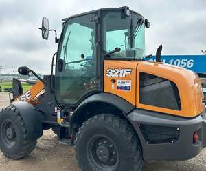 รถตักขนาดกะทัดรัด521ก. สำหรับงานก่อสร้างและจัดสวนได้รับการออกแบบมาเพื่อประหยัดเวลา - Product Image 4