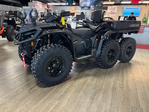 Véhicule utilitaire tout-terrain (UTV) Outlander MAX 6x6 Backcountry 1000R 2026, en promotion, avec garantie de 3 ans, prêt à être expédié - Product Image 1