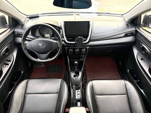 Nuevo Toyota Yaris Sedán 2025 Automático de Gasolina con Asientos de Cuero, Cámara Trasera, Neumáticos R15 y Volante a la Izquierda - Product Image 6