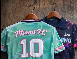 Maillots de football personnalisés en gros, tissu de performance en polyester imprimé par sublimation, vêtements de sport pour hommes, usine - Product Image 3