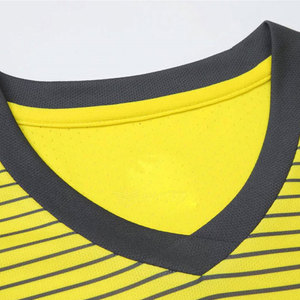 Uniforme de fútbol de diseño personalizado de la mejor calidad uniforme de entrenamiento uniforme de fútbol en ropa deportiva - Product Image 4