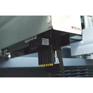 Manipulateur de liquides Tecan Freedom EVO-2 200 avec pince LiHa Span-8 MCA-96 ROMA en plastique durable - Product Image 6