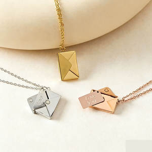 Collar con colgante de moda personalizado de acero inoxidable 316L chapado en oro PVD de 14K y 18K, joyería fina, collares con forma de sobre en blanco para grabar. - Product Image 3