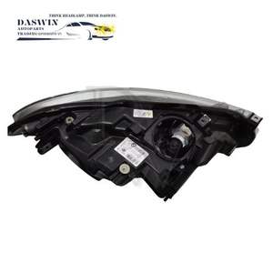 Faro Delantero para BMW Serie 1 F20 Xenón 2012-2013, 12V 120d 125i M135i, Nuevo OEM 63117296912 / 63117296911 Izquierdo/Derecho - Product Image 4