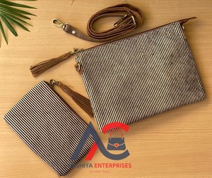 Wholesale OEM 2024 New Design Cowhide Leather Tassel Crossbody Bag and Hair on Cowhide Genuine Leather Zipper Pouch Women's Set - Product Image 1