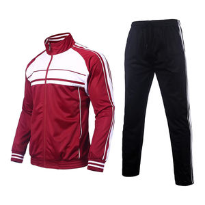 Conjunto Deportivo Casual de Invierno de Forro Polar Grueso con Logotipo 3D Personalizado, Pantalones Deportivos y Sudadera con Capucha de Alta Calidad, Impresión en Serigrafía y Relieve - Product Image 3