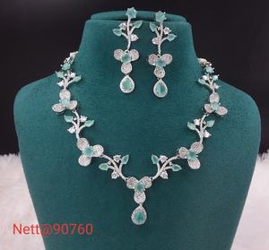 Superbe ensemble de boucles d'oreilles et de colliers en diamants américains Bijoux AD de qualité supérieure pour les mariages et les fêtes Sparkle in Style - Product Image 6