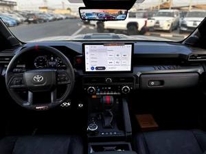 NUOVO 2025 Tacoma TRD PRO 2.4L Potenza 326 CV 4 Cilindri 4X4 2 Assi Ibrido a Carburante AWD Trasmissione Automatica Guida a Sinistra - Product Image 3