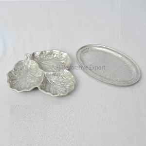 Nouveau bol de service à salade en aluminium fait à la main chocolats en forme de feuille bol de service ensemble de 4 pièces or et argent finition bol de service - Product Image 5