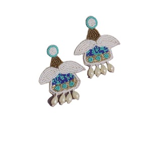 Boucles d'oreilles de Noël avec broderie de perles élégantes Conception festive Boucles d'oreilles brodées à la main Perlage accepter le logo personnalisé - Product Image 4