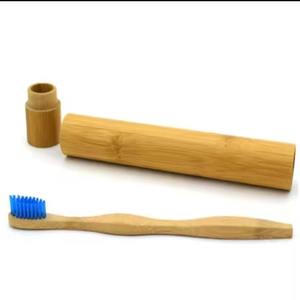Brosse à dents en bambou à manche rond en poils de charbon de bois dans un étui en bambou avec logo personnalisé OEM gratuit - Product Image 5