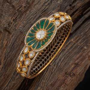 Kundan Kada Fashion Bangle 182272 Model - Product Image 5