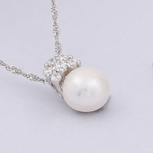 สร้อยคอไข่มุก (สีขาว)