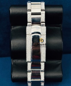 Montre personnalisée de luxe en acier inoxydable glacé pour hommes Top Brand Hip Hop Style VVS Moissanite Diamond Analog Dial Glass - Product Image 5