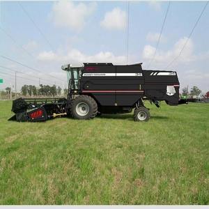 Cosechadora CLAAS LEXION 8700 de Alto Rendimiento con Transmisión por Engranajes, 20-50 HP, Alta Productividad, Lista para Envío Mundial - Product Image 1