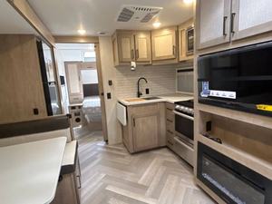 Nuevo Ember Touring 24BH 2024 - Product Image 4