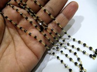 Chaîne de prière de haute qualité Eminent Jewel de 3 pieds en laiton avec spinelle noire mystique et perles de quartz hydrofuge facettées rondelles de 3-4 mm sur fil