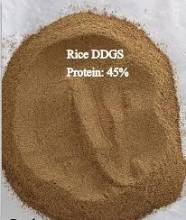 Hindistan'dan ihracat için yüksek proteinli en kaliteli pirinç DDGS hayvan yemi
