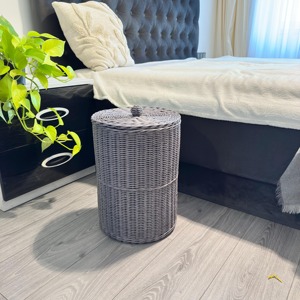 Cesta Alta de Mimbre Gris con Tapa para Organizar Almohadas y Mantas, Cestas de Almacenamiento Hechas a Mano, Ratán Natural, Modernas y Multifuncionales - Product Image 3