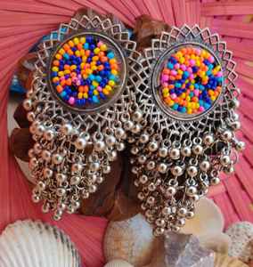 ต่างหูแฟชั่นผู้หญิงแบบห้อยดีไซน์ประณีตสีเงินออกซิไดซ์ดีไซน์ล่าสุดสำหรับเด็กผู้หญิง - Product Image 4