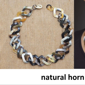 Collier en corne de buffle naturelle avec perle en diamant Chaîne en corde pour occasion de fête de style religieux classique avec motif de gland verrouillé - Product Image 2