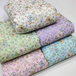 Tela Georgette bordada de diseño moderno de lujo sostenible para traje de proveedor indio a precio mayorista - Product Image 3