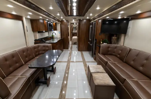 Best Price 2024 2025 Fore travel Presidential Series REALM LV7 Motor Home Class A For Export - Product Image 3