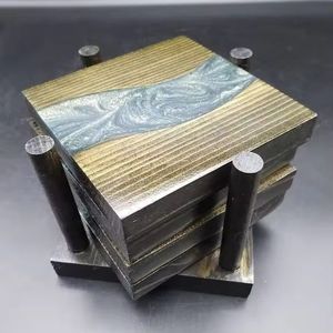 ที่รองแก้วเรซินพิมพ์ลายโลโก้ออกแบบได้ตามต้องการสำหรับใช้ในสำนักงานทันสมัยใช้ในงานปาร์ตี้รับประทานอาหารกลางแจ้งงานแต่งงานคอลเลกชันใหม่ - Product Image 1