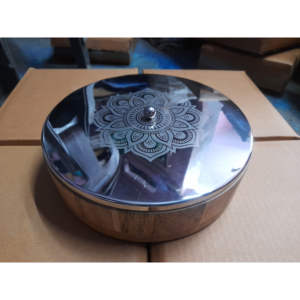 Pot à épices en bois avec couvercle en acier - Solution de rangement élégante et pratique - Product Image 1