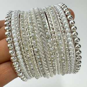 ชุดเครื่องประดับเจ้าสาวอินเดียใส่สบายสำหรับงานปาร์ตี้งานแต่งงานกำไลไข่มุกชุบเงินและชุด churiyan - Product Image 4