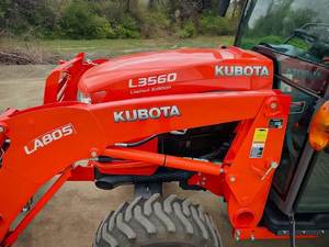 Tractor Utilitario Compacto 4WD L3560 2020 con Motor y Bomba de Primera Calidad, Alta Productividad y Rendimiento Versátil - Product Image 2