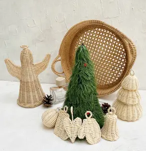 High quality Best choice Natural Woven Set of 5 Christmas Hanging Charms Ornaments Shape Hanging Wall Decor Vietnamese supplier