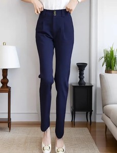 กางเกงขายาวทรงเข้ารูปเอวสูงสีน้ำเงินกรมท่าสำหรับผู้หญิง ราคาถูก MOQ ต่ำ ระบายอากาศได้ดี เป็นมิตรกับสิ่งแวดล้อม ซักเครื่องได้ เหมาะสำหรับใส่ทำงานในฤดูร้อน - Product Image 4