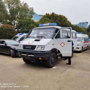 Ambulancia de Rescate de Emergencia de Eje Largo de 6 Metros con Sala de Diagnóstico y Tratamiento, Asientos de Cuero y Techo Panorámico - Product Image 2