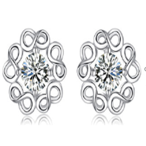 Orecchini a Fiore Infinito in Argento Sterling con Cristalli, Gioielli Eleganti e Senza Tempo - Product Image 3