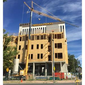 Grue à tour autoportante Liebherr 32 TT de 4,41 tonnes, d'occasion, capacité de charge de 1 à 3 tonnes, pour la construction, moteur principal à vendre ou à louer - Product Image 6