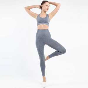 Ropa deportiva para mujer Conjunto de Yoga de 2 piezas Gimnasio Fitness Ropa deportiva Conjuntos de entrenamiento con Sujetador deportivo - Product Image 1