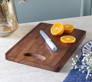 Juego de Tablas de Cortar de Madera de Acacia para Queso y Carne con Mango, Utensilios de Cocina Duraderos y Ecológicos para Cortar Pan y Queso - Product Image 1