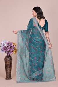 Collection de saris de fête tendance, nouveaux modèles traditionnels à fleurs, imprimés numériquement, en tissu organza, avec broderie Zari, pour femmes - Product Image 4