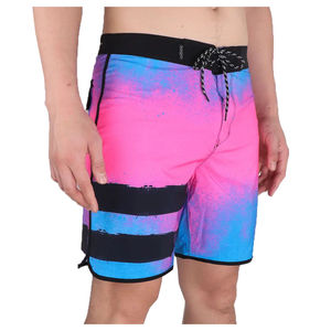 Boardshorts personnalisés de haute qualité Shorts de plage imprimés par sublimation et extensibles dans les 4 sens pour hommes Maillots de bain à vendre - Product Image 2