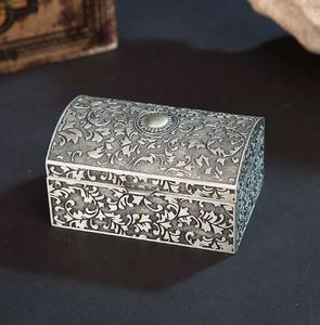 กล่องเครื่องประดับโลหะสำหรับตกแต่งดีไซน์ใหม่สำหรับรักษาเครื่องประดับที่หรูหราในราคาขายส่งและดีไซน์หรูหรา - Product Image 5