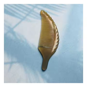 Peigne en corne à dents larges imprimé de style nordique personnalisé Peigne à dents larges de voyage à motif de texture de marbre antistatique de bonne qualité - Product Image 3