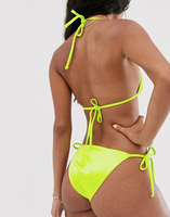Set Bikini 2-Potong Seksi Khusus Wanita dari Produsen, Model Segitiga Halter dengan Rok Penutup dan Celana Dalam Thong untuk Pakaian Pantai