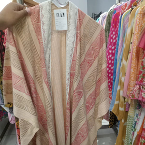 Estampado étnico con ribete de encaje Frente abierto Ligero Verano Playa Resort Wear Estampado geométrico étnico con ribete de encaje Hacer EN LA India - Product Image 1