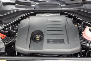 Range Rover P400 SE LWB 2025 - Product Image 4