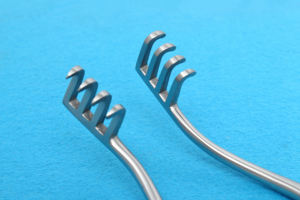 Mayomed เครื่องดึงกลับ wullstein เกรดสูงอุปกรณ์ผ่าตัดแบบกึ่งแหลม4x4กำหนดขนาดได้เอง - Product Image 2