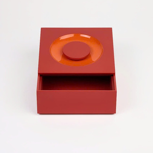 Boîte en laque artisanale fabriquée au Vietnam une fusion unique d'héritage et de luxe, conçue pour des cadeaux significatifs. - Product Image 4