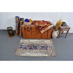 Alfombra Pequeña Vintage de 2.3x3.6 pies, Alfombra Turca de Lana con Diseño a Cuadros Azules - Product Image 2