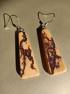 ต่างหูห้อยรูปทรงเรขาคณิตสี่เหลี่ยมผืนผ้ารูปหัวใจเรซิ่นสีดำขาวลายทองคำเปลว รุ่นแองเจิล ดีไซน์โดดเด่นสะดุดตา ให้ความรู้สึกอบอุ่น - Product Image 2